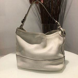 Coach purse. Very good condition.